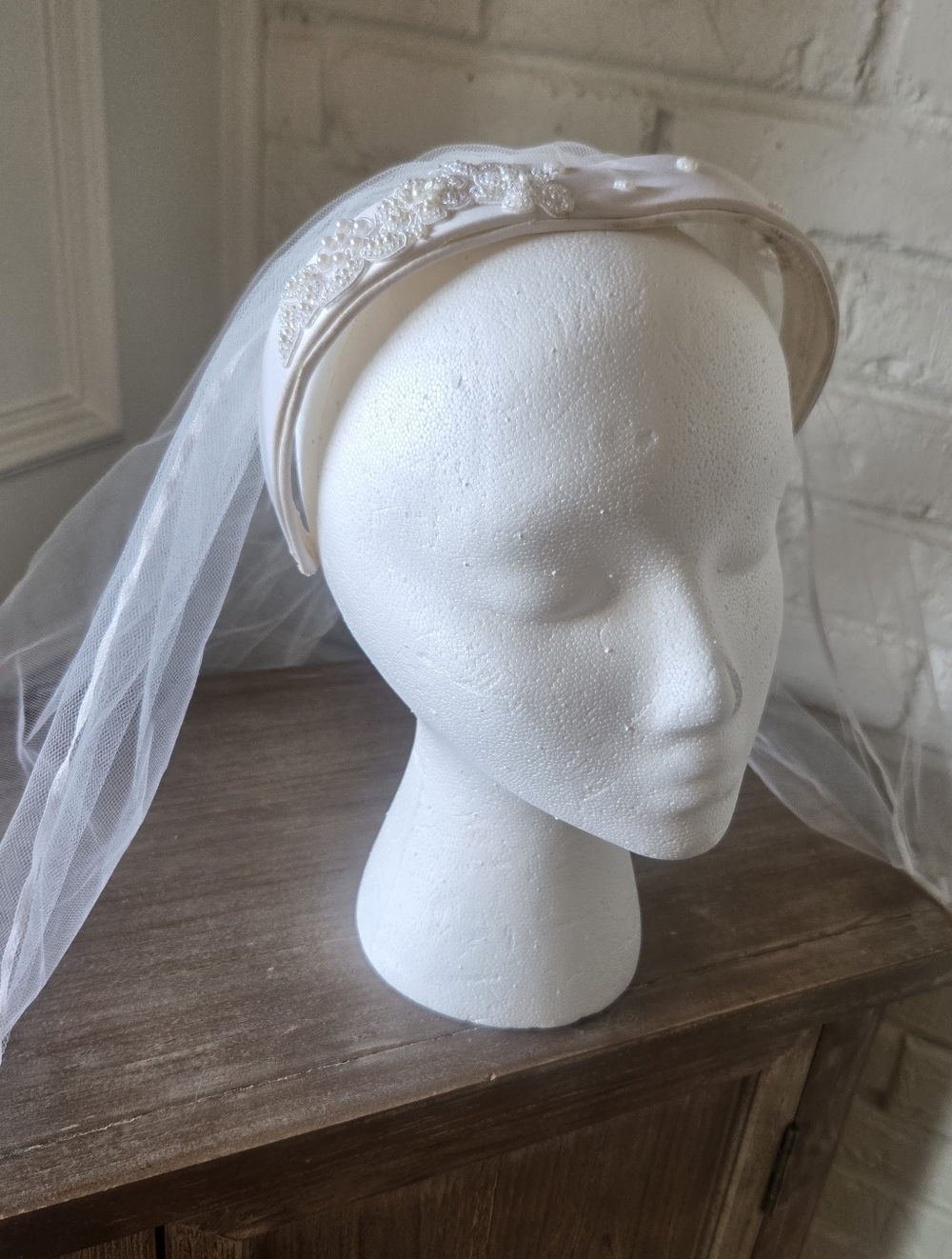 Vtg 60s Floral Tulle Wedding Veil, Beaded Headband, Romantic